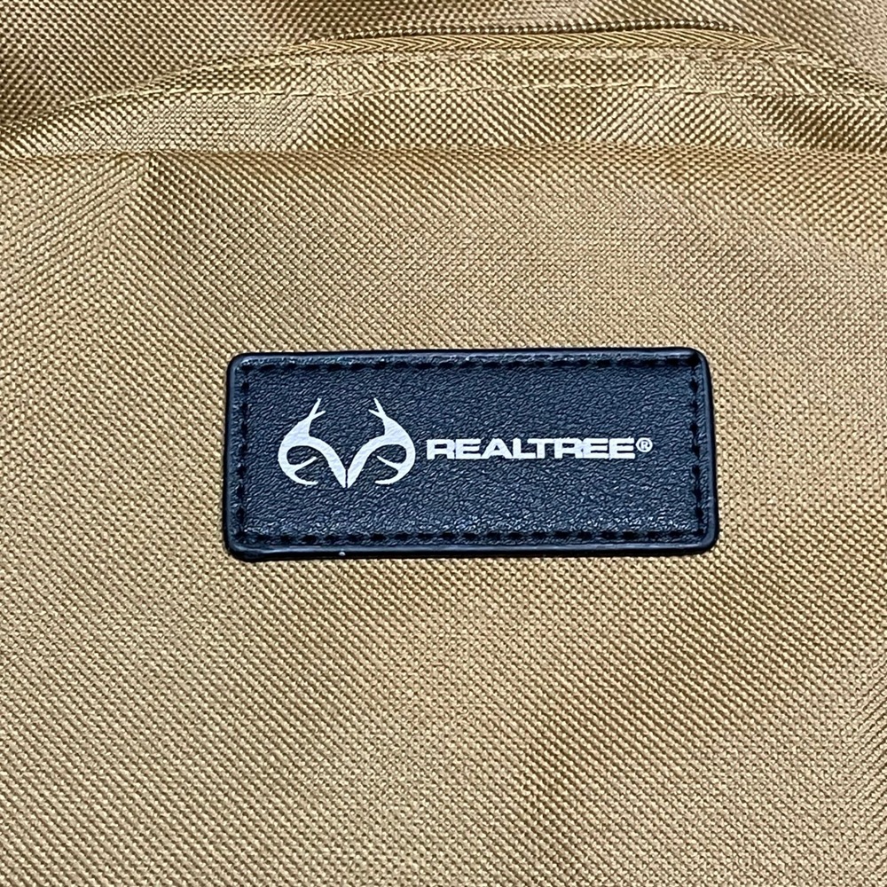Realtree Backpack Tan Olive Canvas Padded Laptop Sleeve Outdoor Hiking NEW - Picture 2 of 9